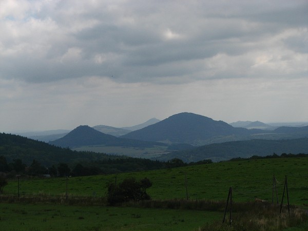 ČESKÉ STŘEDOHOŘÍ - BUKOVÁ 683 M